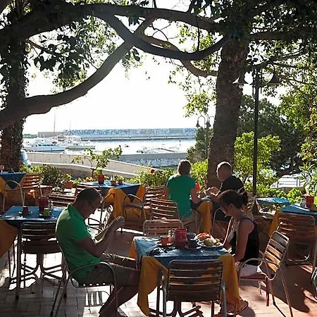 Miramare Szálloda 3*