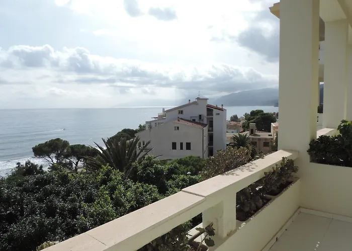 Miramare Szálloda 3*